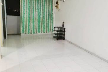 Flat Taman Ungku Tun Aminah