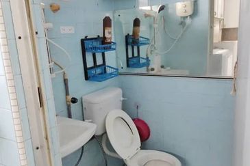 Flat Taman Ungku Tun Aminah