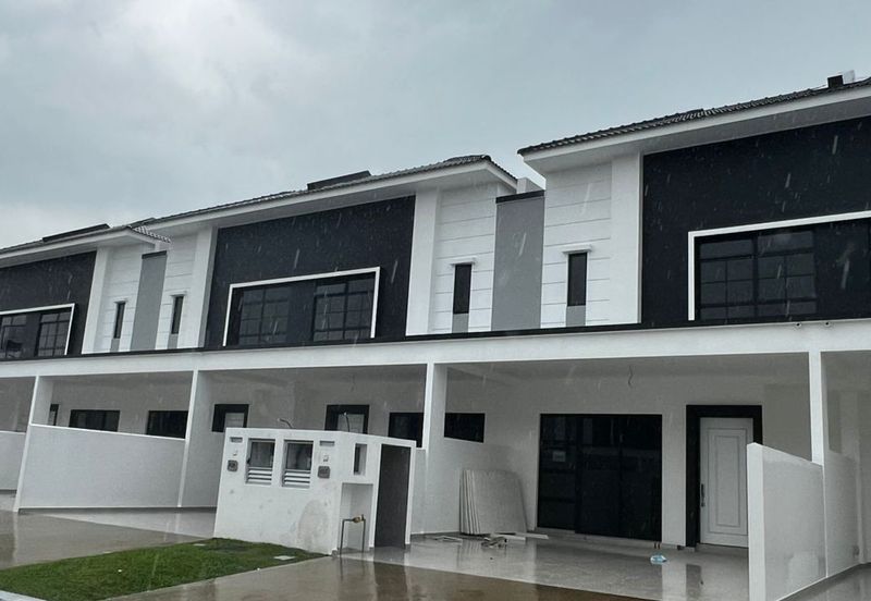 Tate Dalton @ Eco Botanic 2