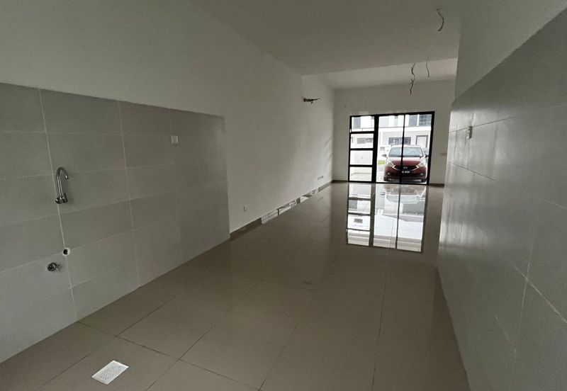 Tate Dalton @ Eco Botanic 2