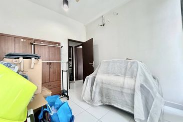 Seri Austin Luxury Apartment