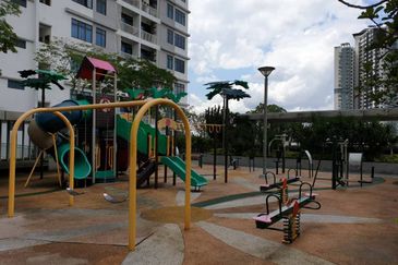 SKY GARDENS RESIDENCES 