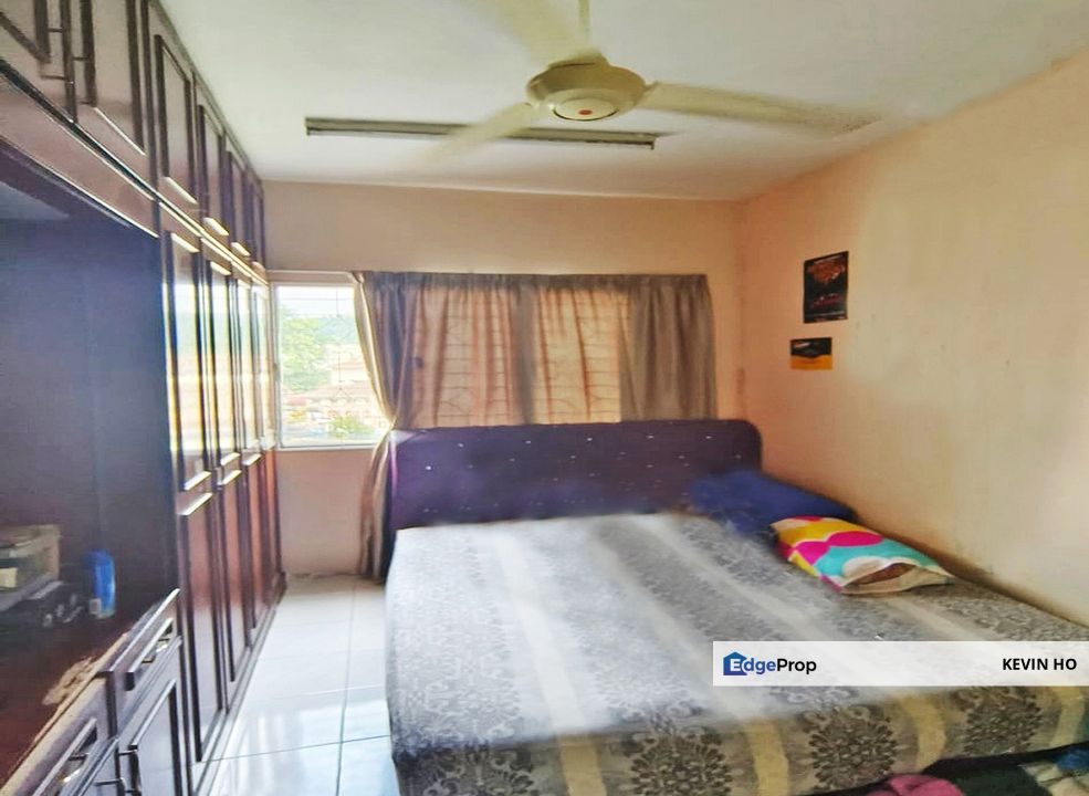 Only 270K, Nearby Bandar Puteri Commercial Area, Heromarket & Jaya Grocer, Selangor, Puchong