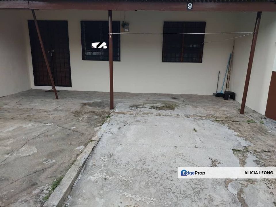 Single Storey House Seksyen 8, Petaling Jaya for Rent for Rental RM2