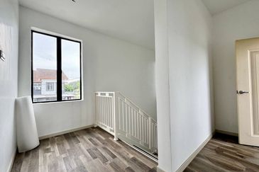 SU3 @ Bandar Saujana Utama