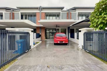 Elmina Green Three @ City of Elmina