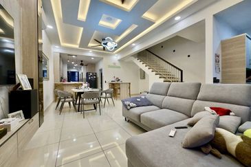 Elmina Green Three @ City of Elmina