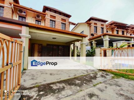 End Lot | Renovated Unit | Nice Location | Ample , Selangor, Shah Alam