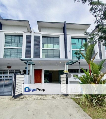 3-Storey | Renovated Unit| Ample | Affordable , Selangor, Shah Alam