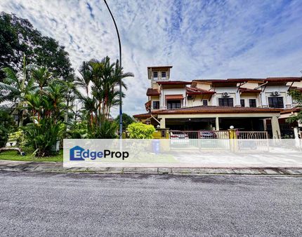 2.5-Storey | Renovated Unit| Extra Land| Ample , Selangor, Shah Alam