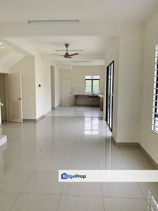 Semi-D|Facing Open|Extra Land| Ample |Well Kept , Selangor, Sungai Buloh
