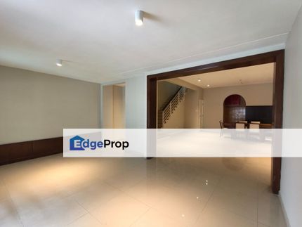 2.5 Storey|Nicely Renovated & Extended|Ample|, Selangor, Shah Alam