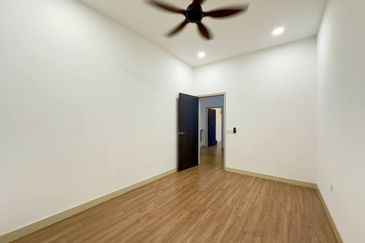 Elmina Green Three @ City of Elmina