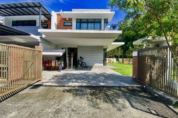 Elmina Green Three @ City of Elmina