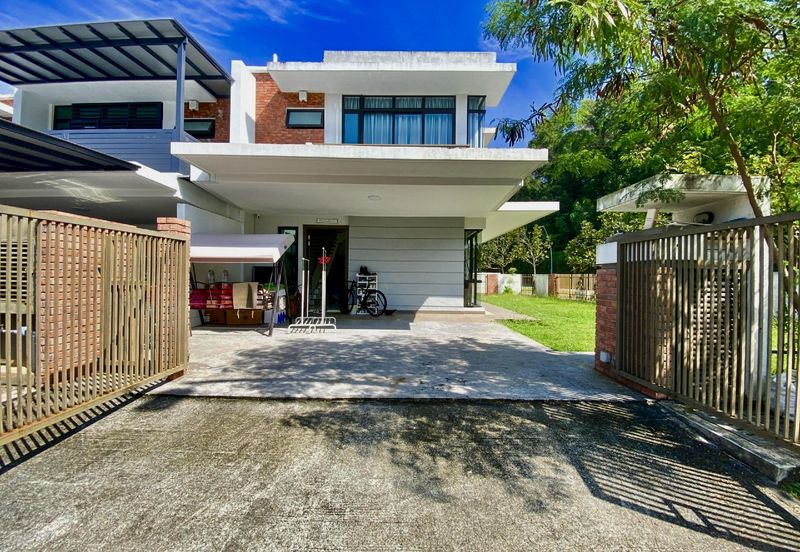 Elmina Green Three @ City of Elmina