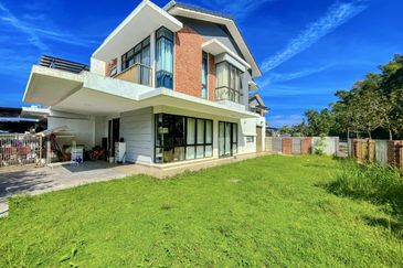 Elmina Green Three @ City of Elmina