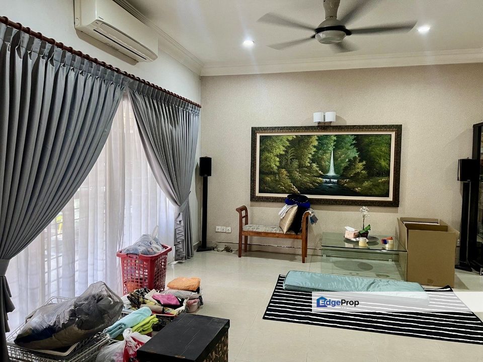Freehold |Superlink|Renovated|Ample|Price Reduced , Selangor, Shah Alam