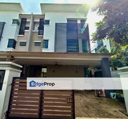 Freehold |3 Storey|Semi-D|Renovated Unit|Vacant, Selangor, Bukit Jelutong