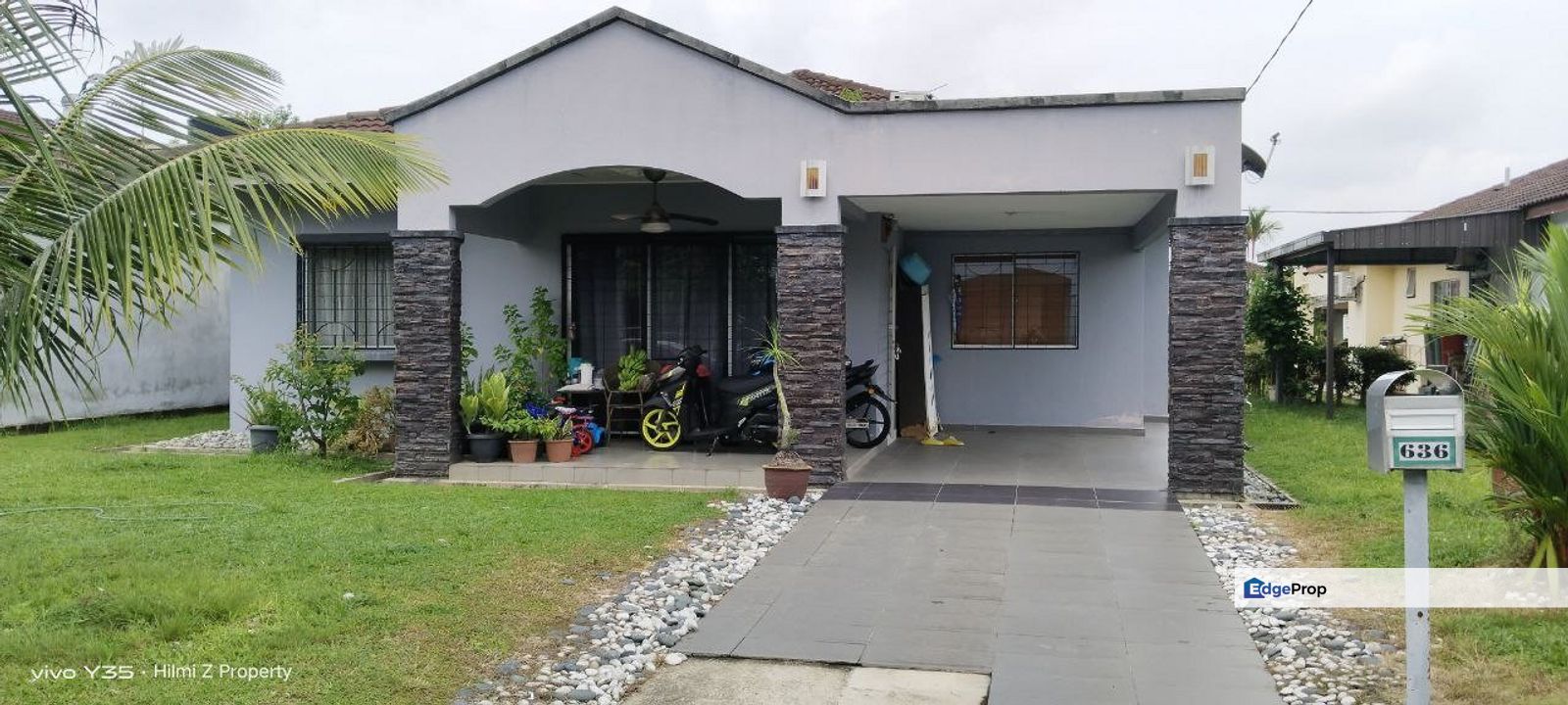 FREEHOLD Single Storey Semi Detached Cluster Green Street Homes