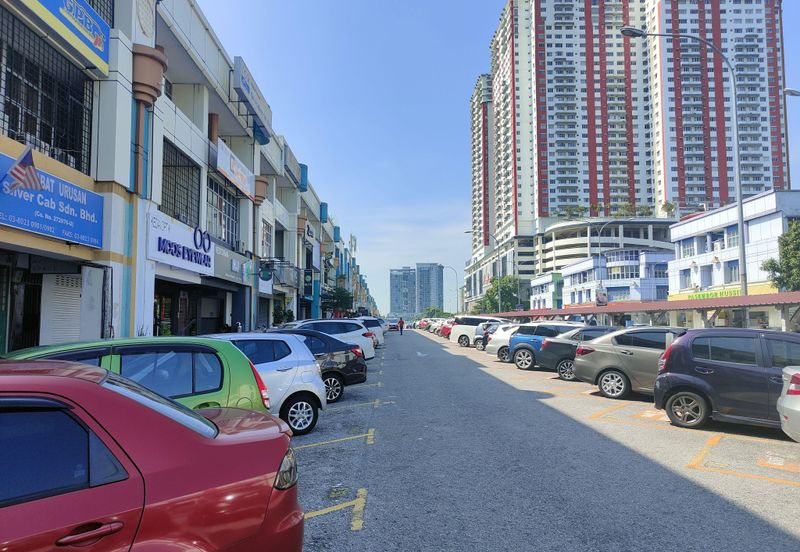 3 Storey SHOP USJ 21