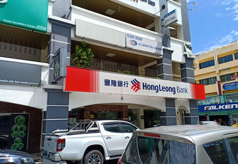 4 Storey Corner At Taman Maluri