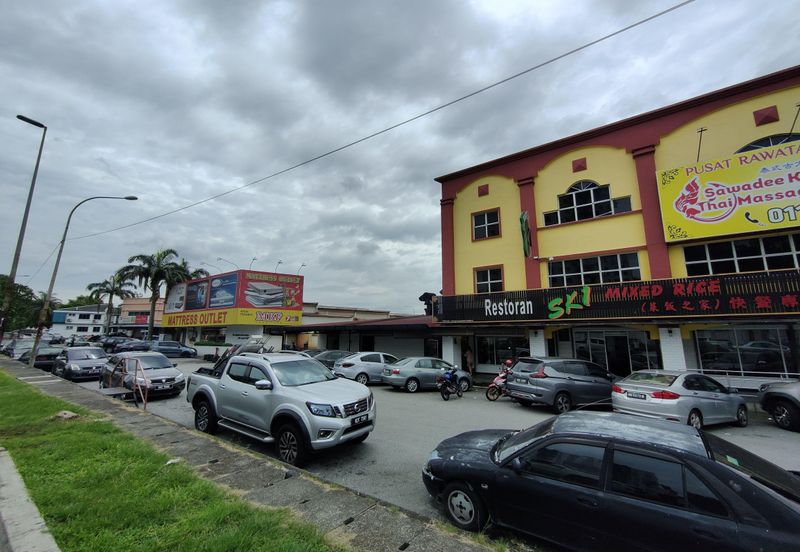 Corner Shop {5178sf) Pusat Perdagangan