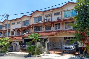 3 Storey House Taman Minang Ria 2