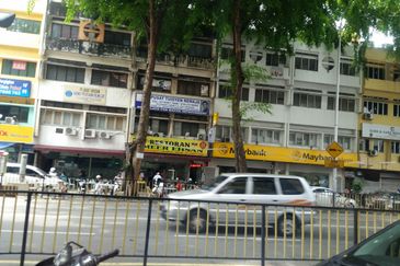 3 Storey C0RNER Taman Maluri