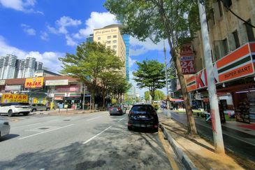 Brickfields 2 Storey Corner Shop