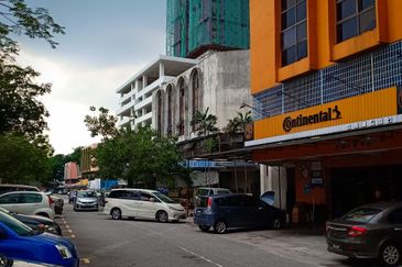 4 Storey Corner Shop Taman Shamelin Perkasa
