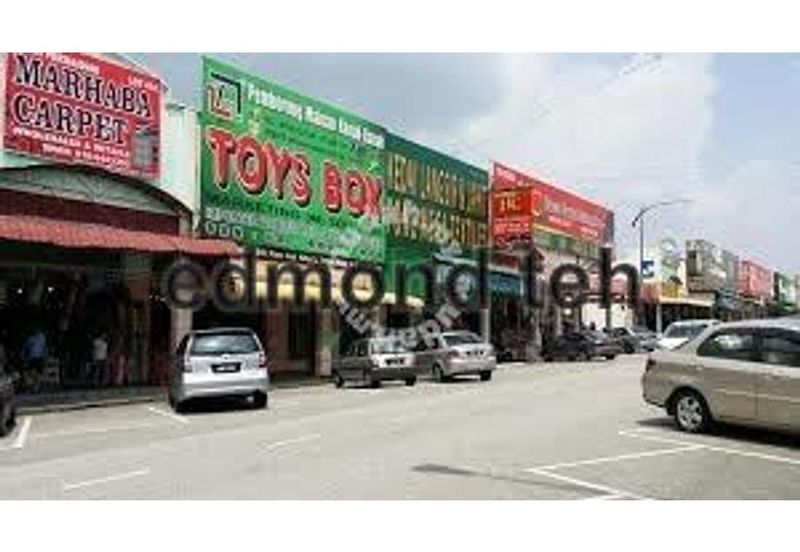 Nilai 3, Kawasan Perindustrian Nilai 3, Wholesale Centre