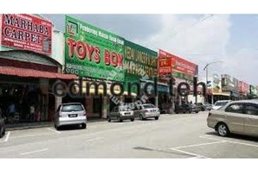 Nilai 3, Kawasan Perindustrian Nilai 3, Wholesale Centre