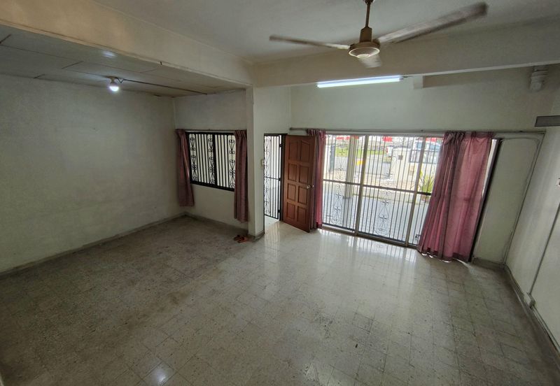 Taman Pertama 2storey House 22x78