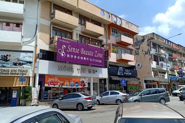 4sty Shop Taman Segar