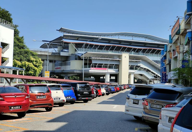 3 Storey Shop USJ 21