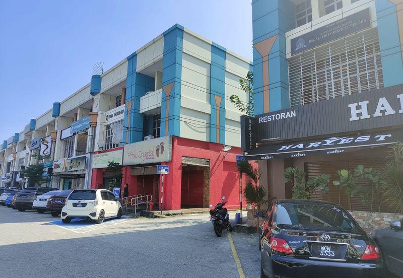 3 Storey Shop USJ 21