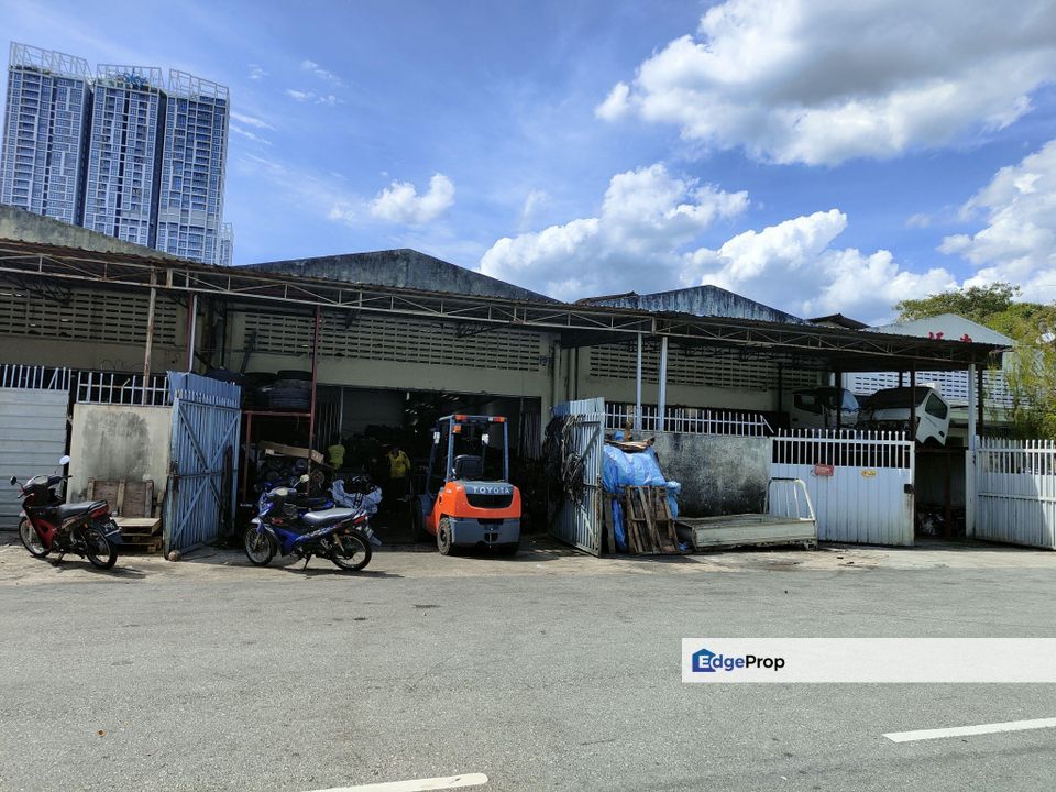 1.5 Storey Factory Taman WahYu, Kuala Lumpur, Kepong