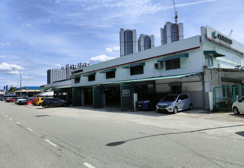 1.5 Storey Factory Taman WahYu