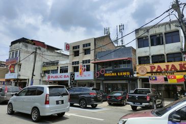 Jalan Pasar Baru, Pekan Semenyih