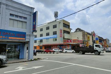 Jalan Pasar Baru, Pekan Semenyih