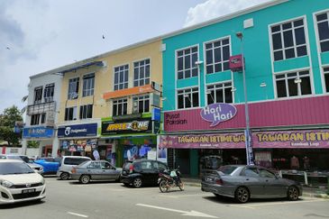 Jalan Pasar Baru, Pekan Semenyih