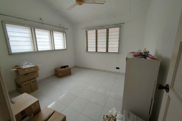 Taman Desa 2-Storey Bungalow [Freehold]