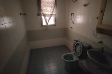 Taman Desa 2-Storey Bungalow [Freehold]