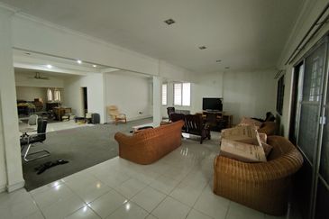 Taman Desa 2-Storey Bungalow [Freehold]