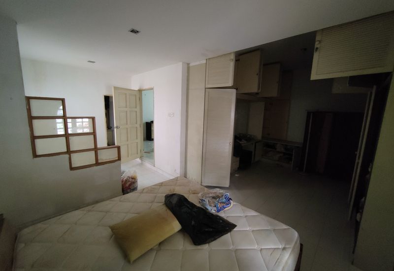 Taman Desa 2-Storey Bungalow [Freehold]