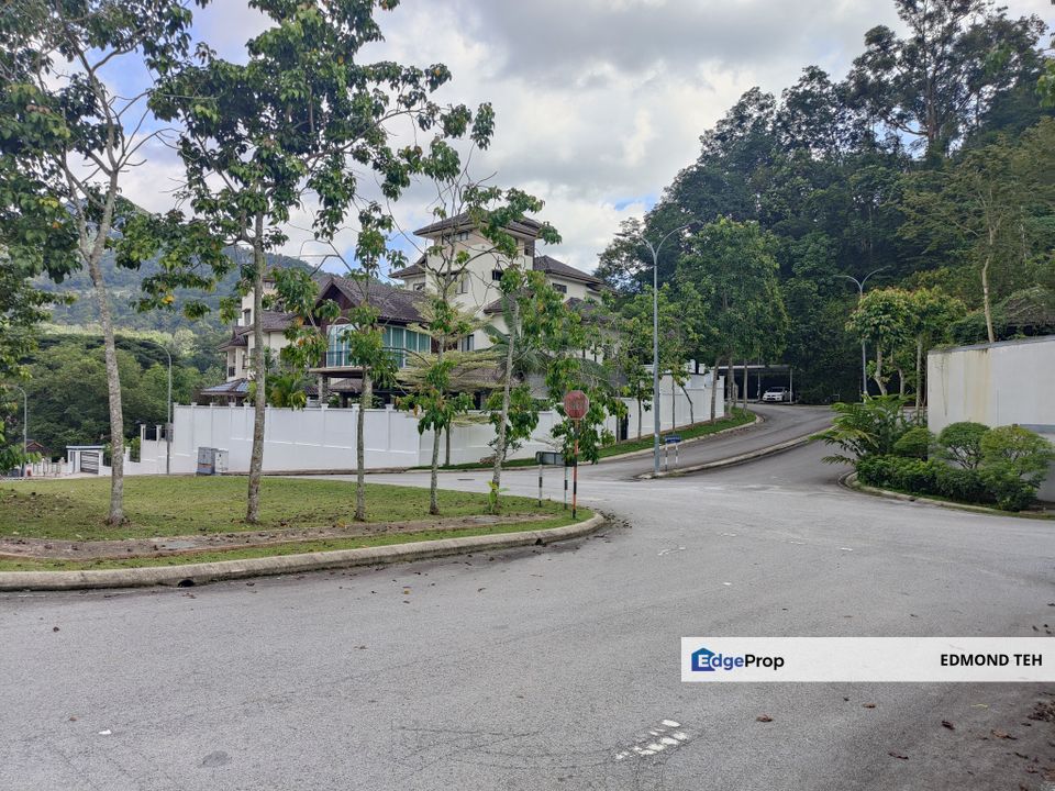3-Sty Bungalow Gated with Security [ Below Market ] At Bukit Melawati, Selangor, Taman Melawati