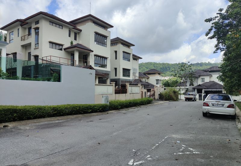 Taman Bukit Melawati