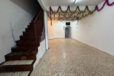 Kampung Tasik Tambahan