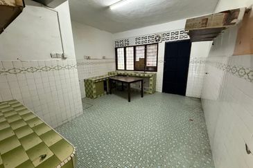 Kampung Tasik Tambahan