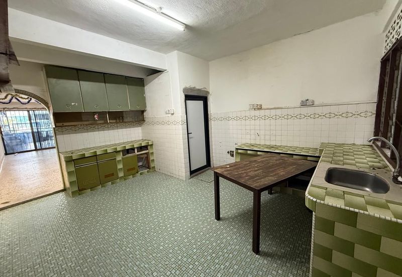 Kampung Tasik Tambahan